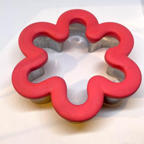 Chunky Blossom Cookie Cutter