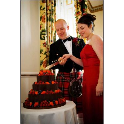 Chocoate Temptations Cake Cutting